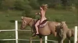 Menudo culazo يجب أن ...