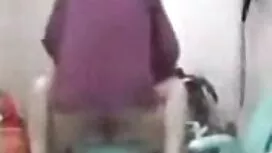 معلمة مع ثلاث راقصات ...