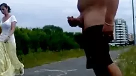 البالغون يوافقون على ...